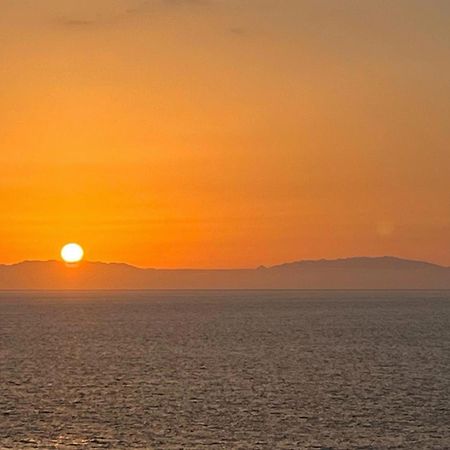 Sunset Arena Beach By Helloapartments Puerto de Santiago  Zewnętrze zdjęcie