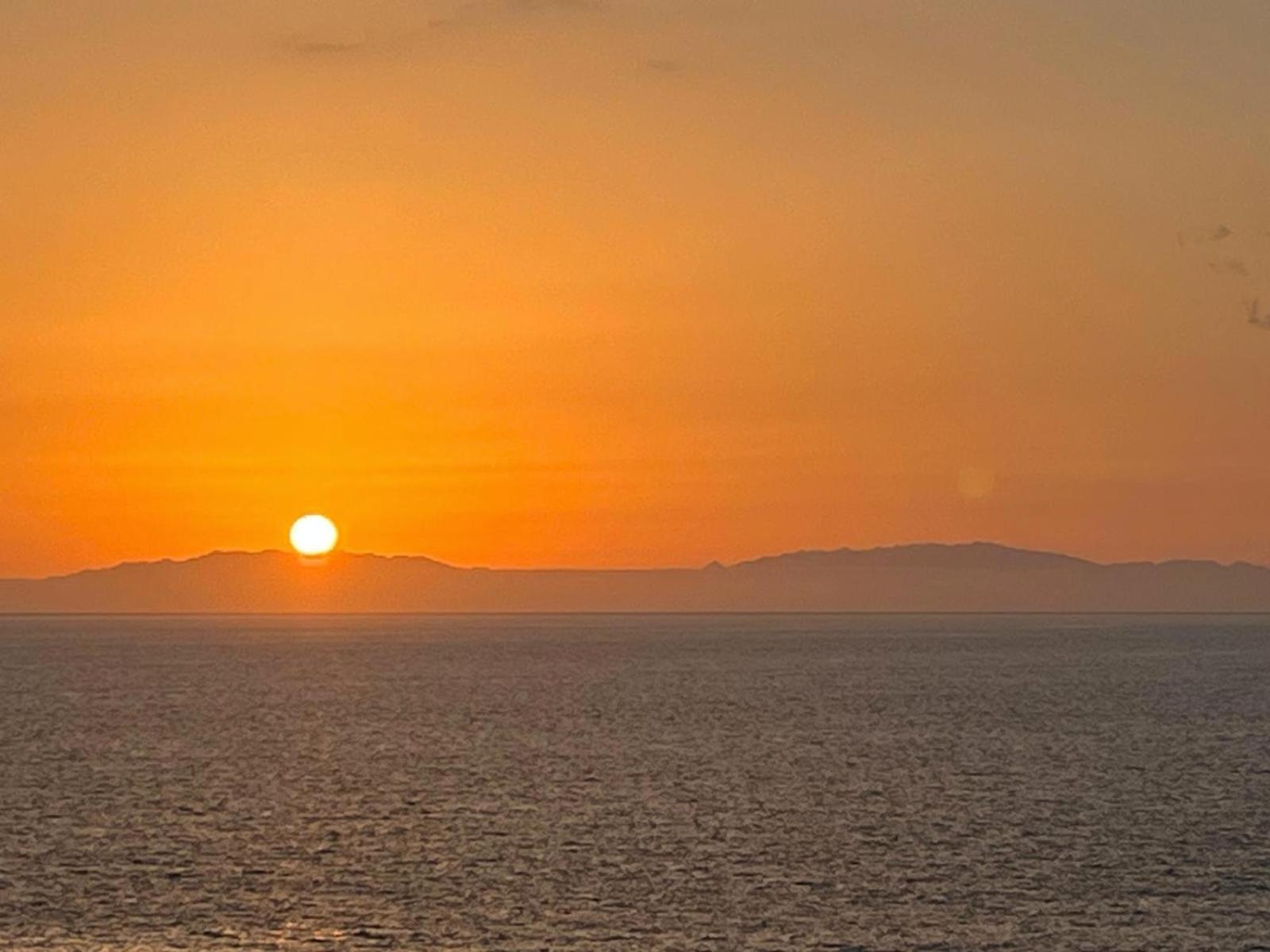 Sunset Arena Beach By Helloapartments Puerto de Santiago  Zewnętrze zdjęcie